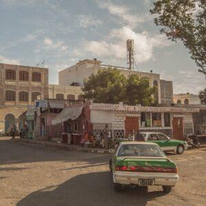 Vue étonnant du centre de Djibouti. Cette photographie d'art est disponible à l'achat en ligne.