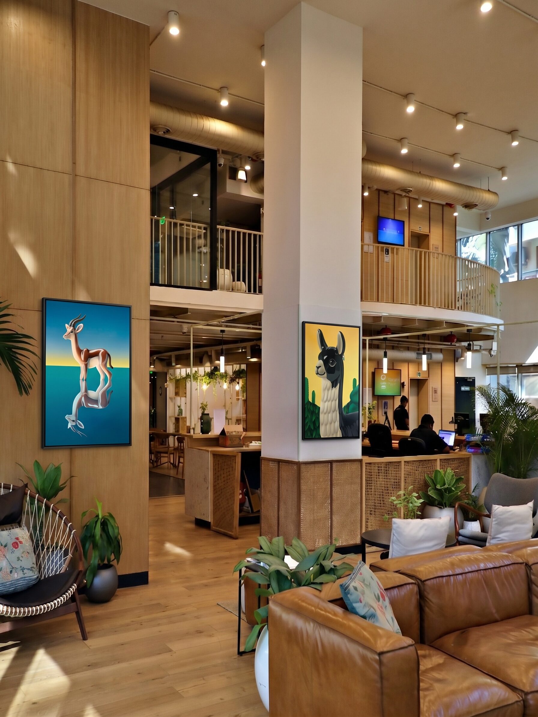 Espace lounge moderne et chaleureux avec art animalier